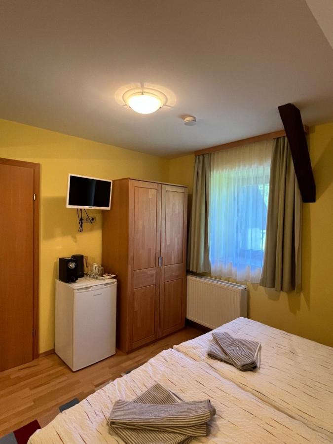 Privatzimmer Familie Pair/Schmoll Spital am Semmering Camera foto