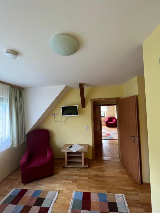 Privatzimmer Familie Pair/Schmoll Spital am Semmering Camera foto