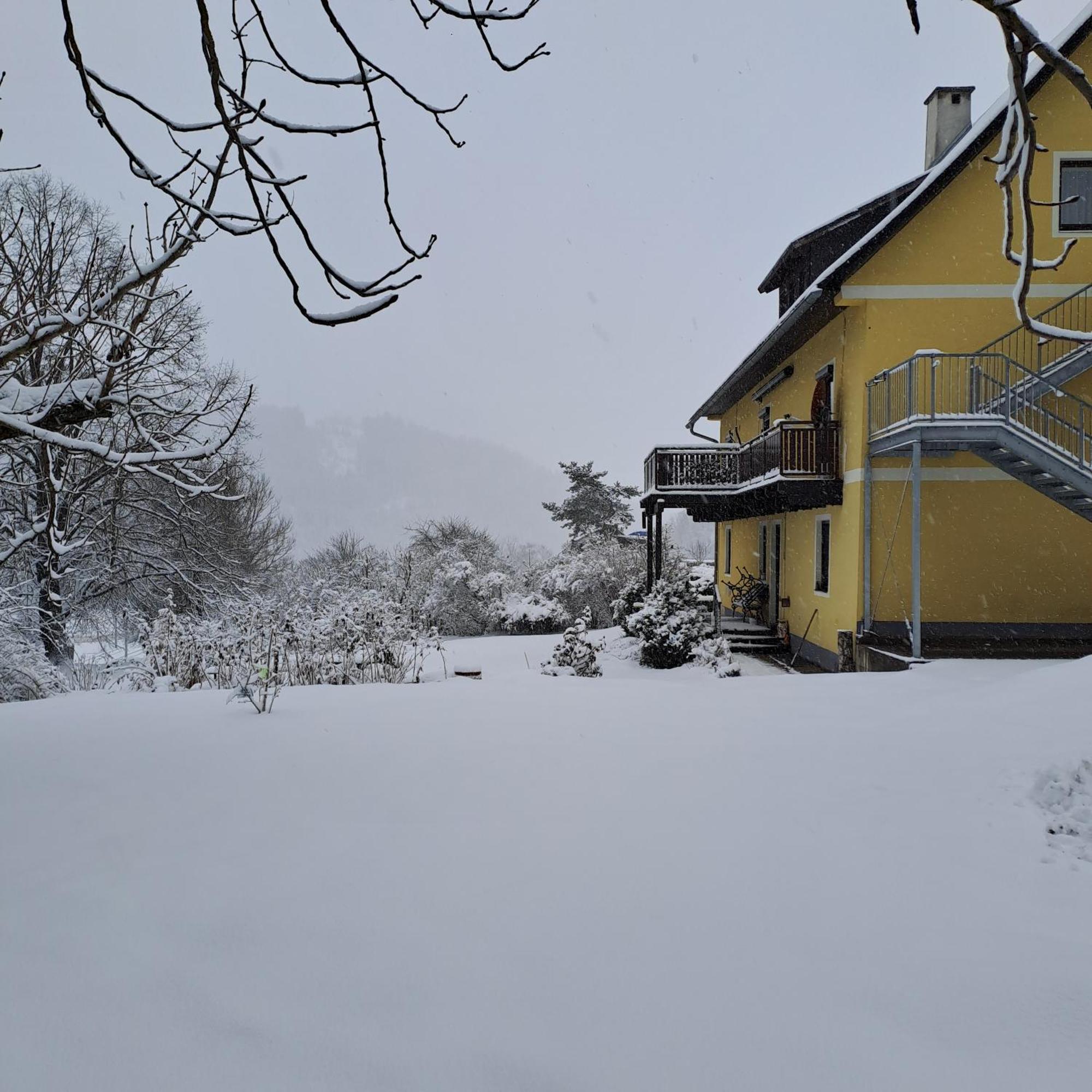 Privatzimmer Familie Pair/Schmoll Spital am Semmering Esterno foto